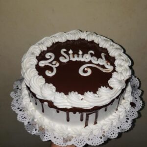 Cake de Chocolate con Relleno de Leche Condensada – 21×8 cm